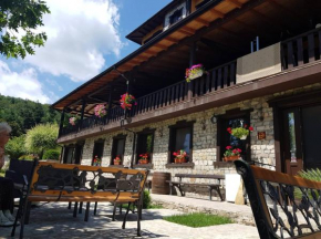 Гостиница Guest House Lyaskovo  Lyaskovo